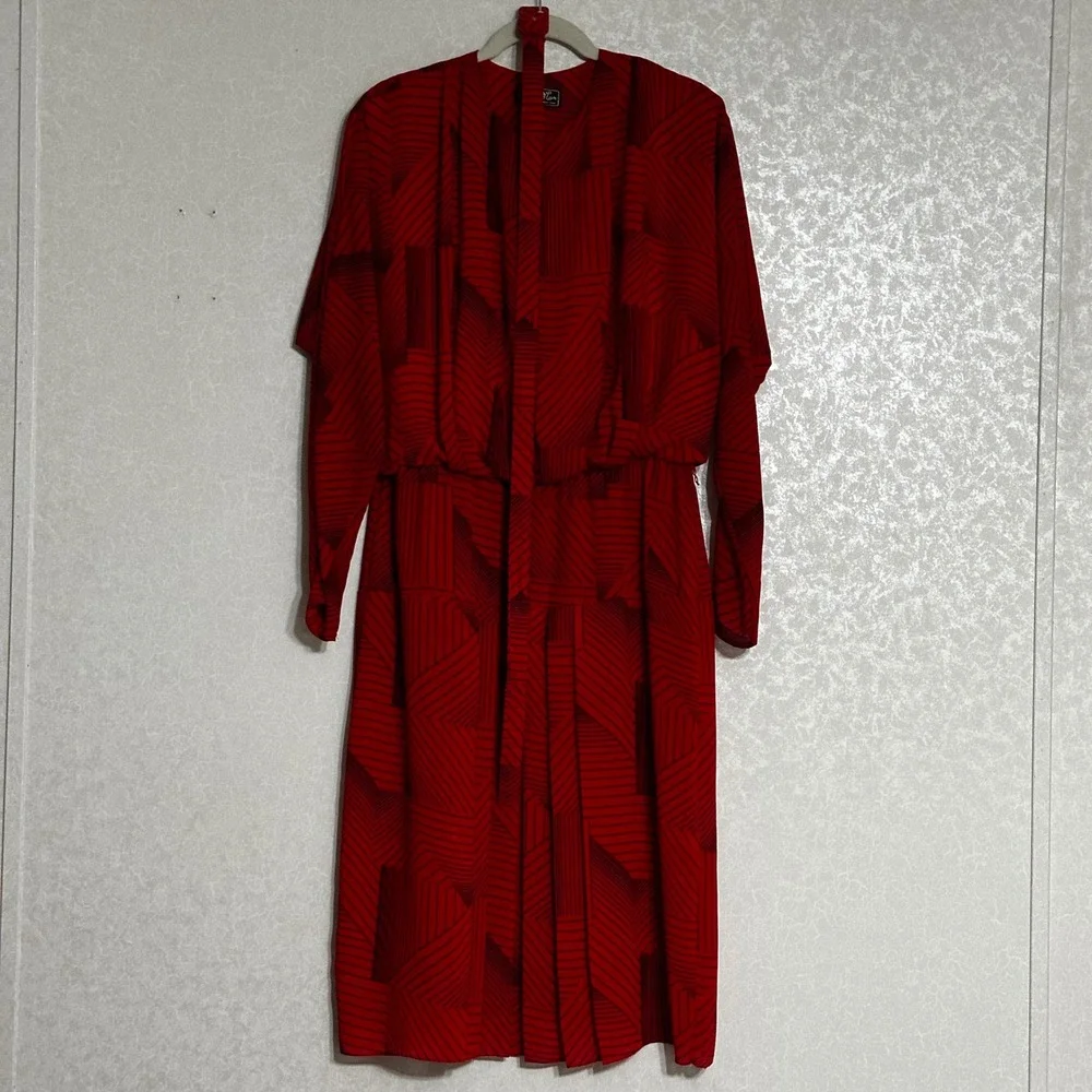 Lori Max New York VTG 80s Red Black Geometric Print Midi Dress Belted Pleated L